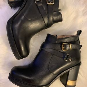 Topshop Gold Accent Bootie